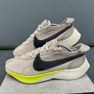 Nike Moon Racer Casual Running Mens Size 10.5 String Black Sail Volt AQ4121200